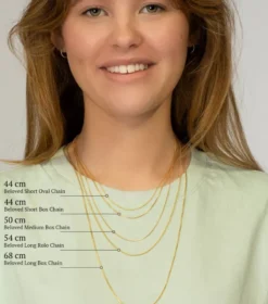 Halsband Syster P Beloved Kort Box Kedja Guld