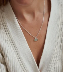Halsband Syster P Beloved Kort Curb Kedja Silver
