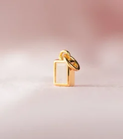 Berlocker Syster P Beloved Squared Hänge Moonstone Guld