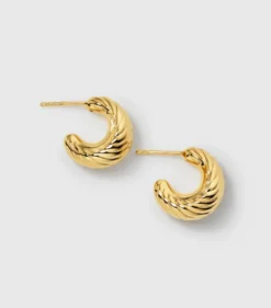 Örhängen Syster P Bolded Little Sis Chevron Guld