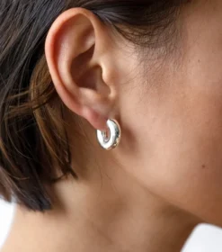 Örhängen Syster P Bolded Little Sis Hoops Silver