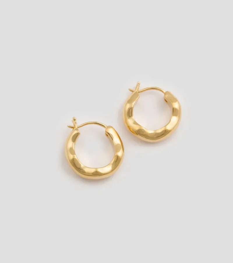 Örhängen Syster P Bolded Wavy Blank Guld