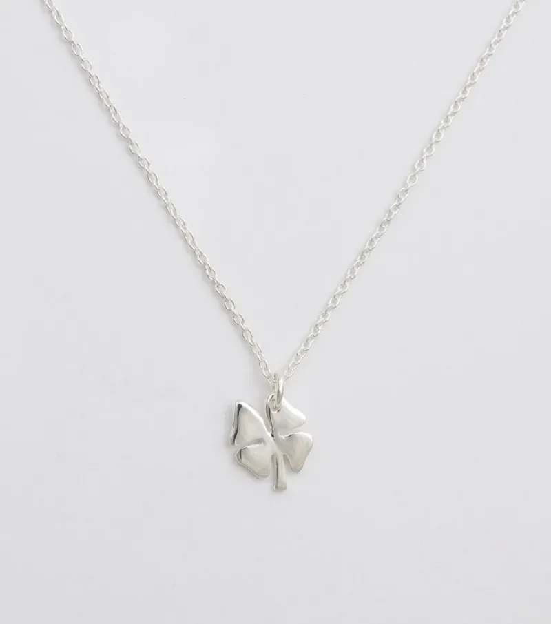 Halsband Syster P Bring Me Luck Silver