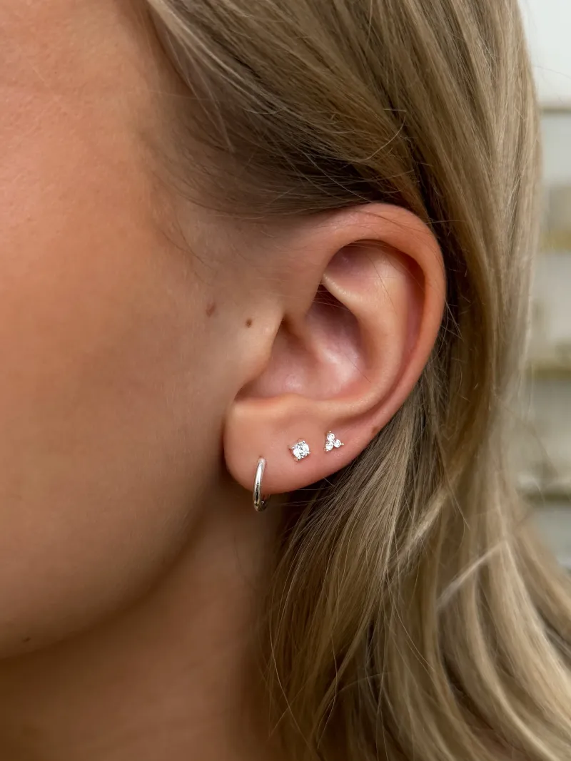 Örhängen Syster P Celestia Triple Stone Studs Silver