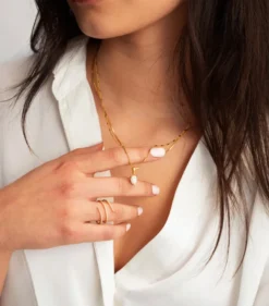 Halsband Syster P Katie Guld