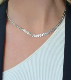 Halsband Syster P Layers Olivia Silver
