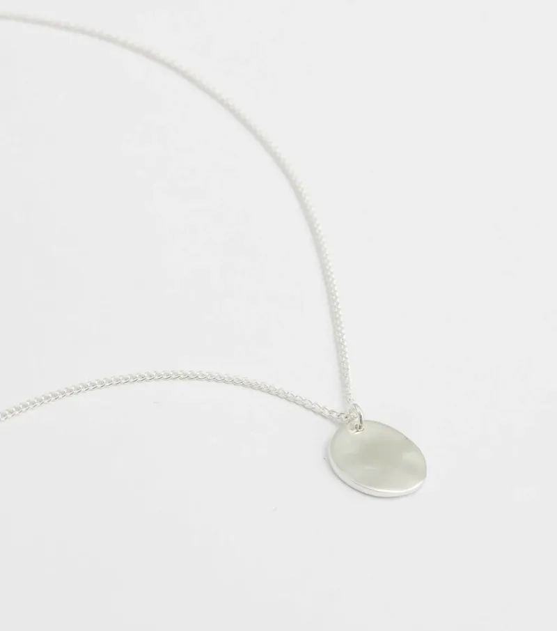 Halsband Syster P Minimalistica Hamrad Silver