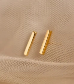 Örhängen Syster P Strict Plain Bar Guld