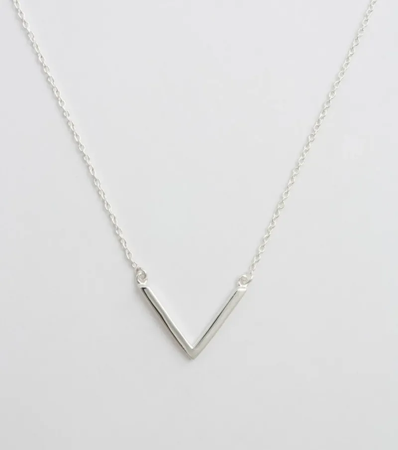 Halsband Syster P Strict Plain V Silver