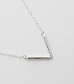 Halsband Syster P Strict Plain V Silver