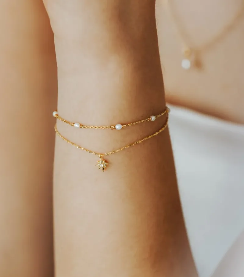 Armband Syster P Treasure Multi Pearl Guld