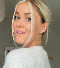 Örhängen Syster P Treasure Pearl Hoop Guld