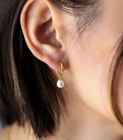 Örhängen Syster P Treasure Pearl Hoop Guld