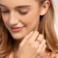 Thomas Sabo Ring Rosa Sten Med Stjärna – TR2288-417-9