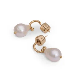 Örhängen YLVA LI Bertha Baroque Pearl Guld 6121