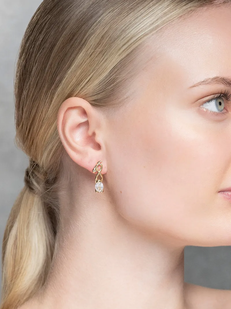Örhängen YLVA LI Edda Crystal – Guld