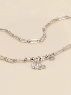 Chram YLVA LI Embla Leaf Charm – Silver
