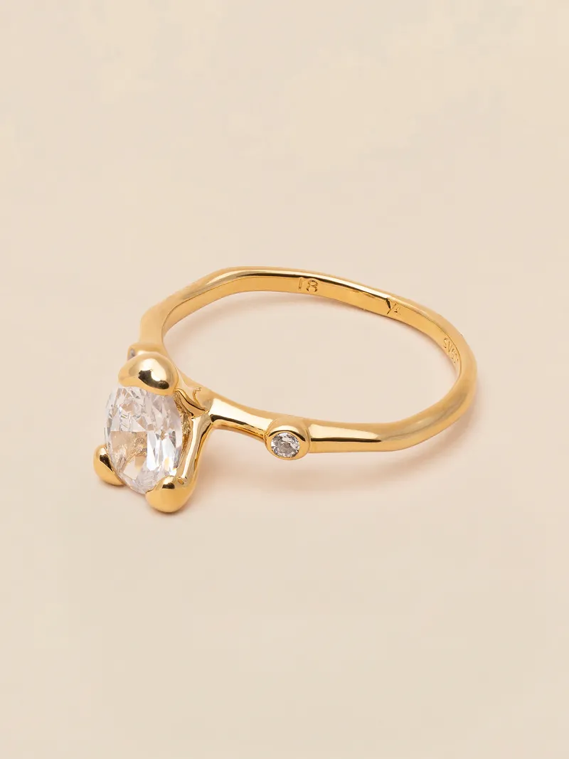 Ringar YLVA LI Embla Ring Crystal – Guld