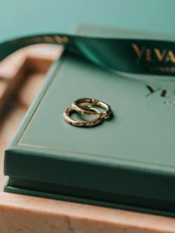 Örhängen YLVA LI Petite Bertha Light Champagne Guld 6031