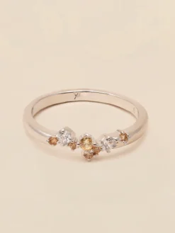 Ringar YLVA LI Petite Meadow ring Champagne – Silver