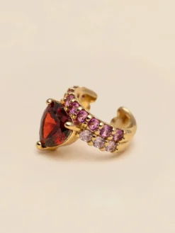 Örhängen YLVA LI Venus Ear Cuff – Garnet